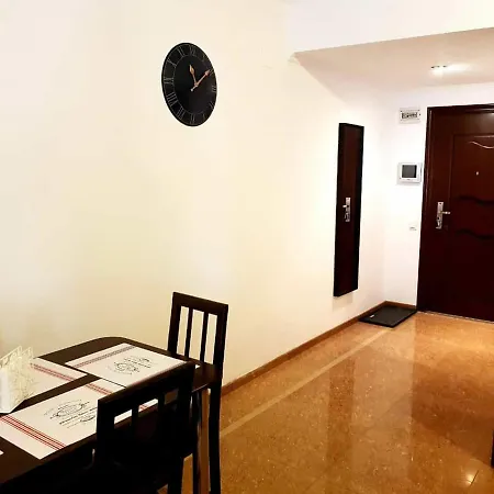 Diamond Apartment Mamaia